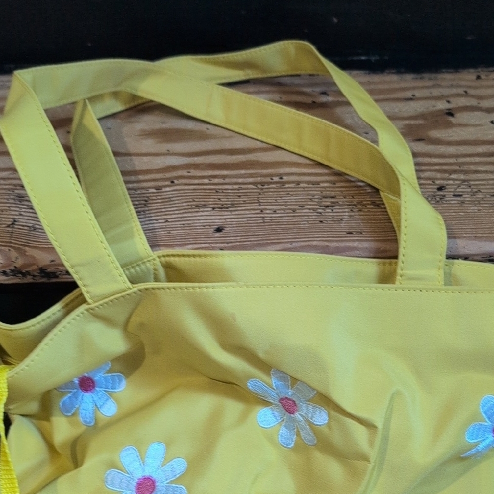 Yellow Daisy Tote Bag with Coin Pouch - Picture 5 of 11